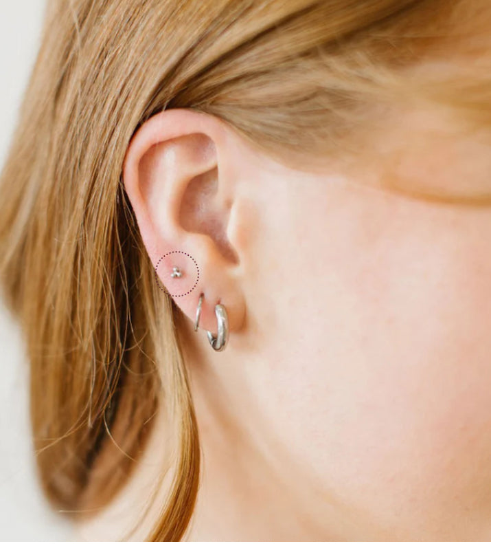 Trio Silver Bead Solo Stud