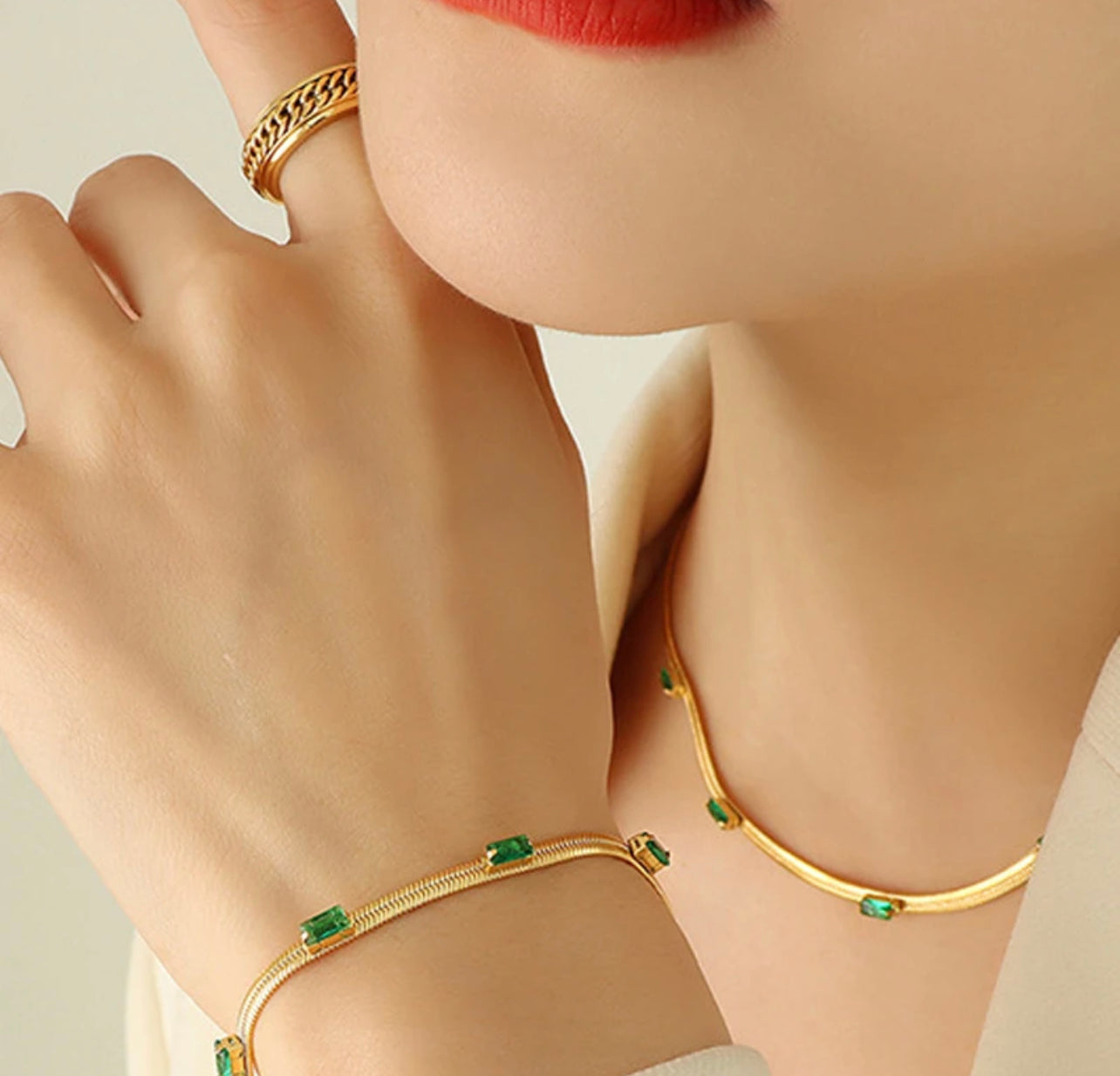 Miranda Herringbone Necklace