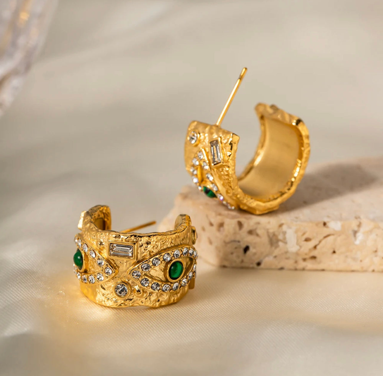 Annabella Hoops