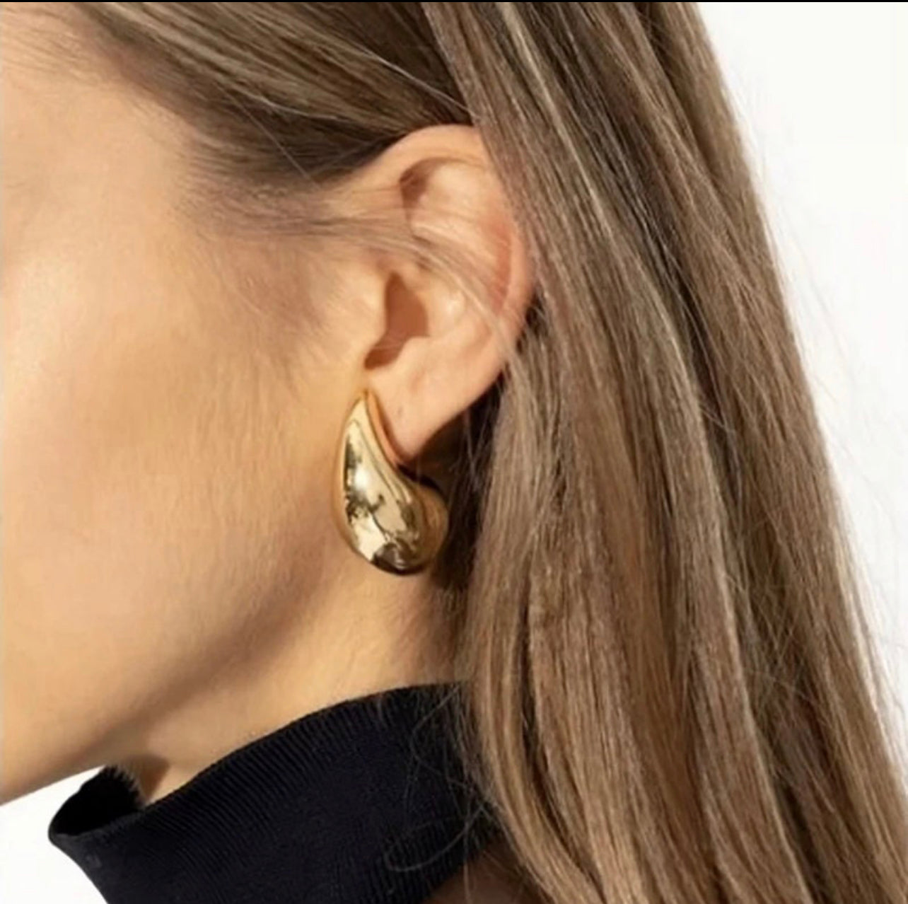 Tear drop Studs Gold