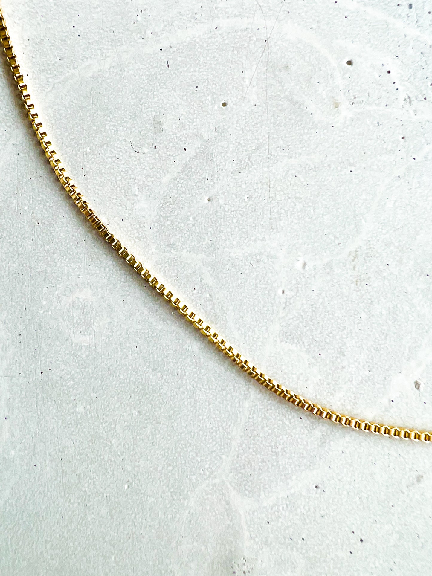 Dainty Box Chain
