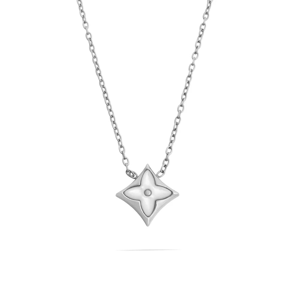 Louis Pendant Necklace
