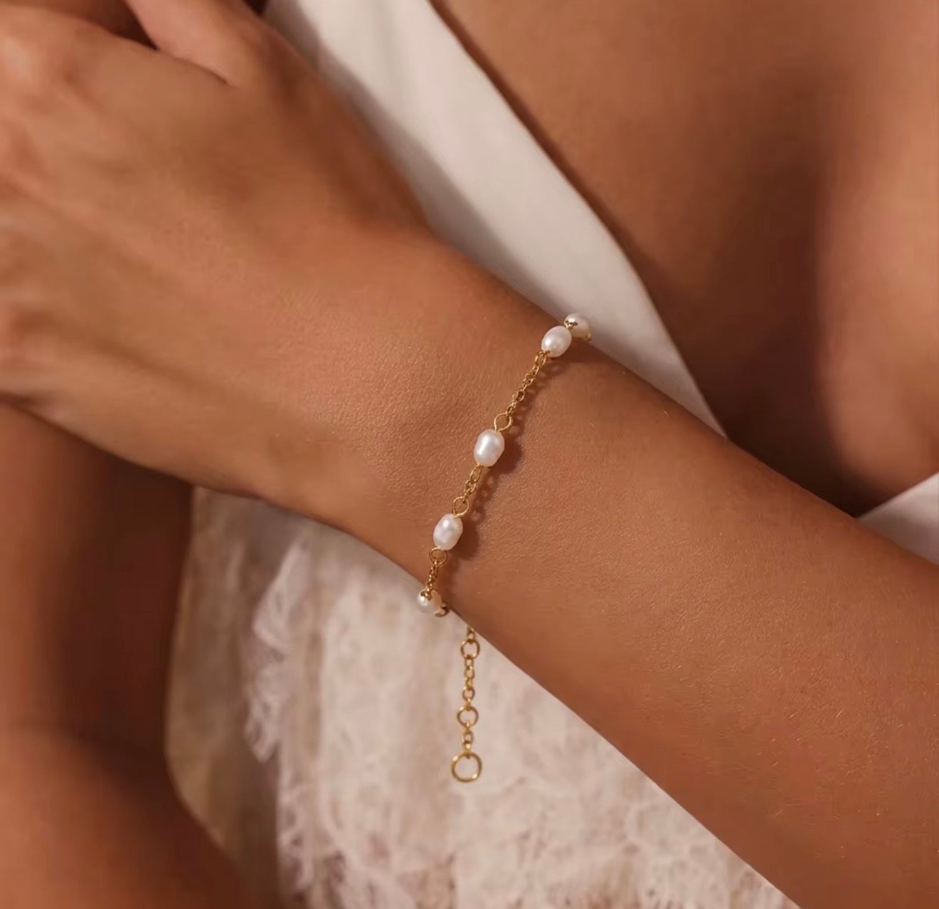 Pearl Gold Link Bracelet