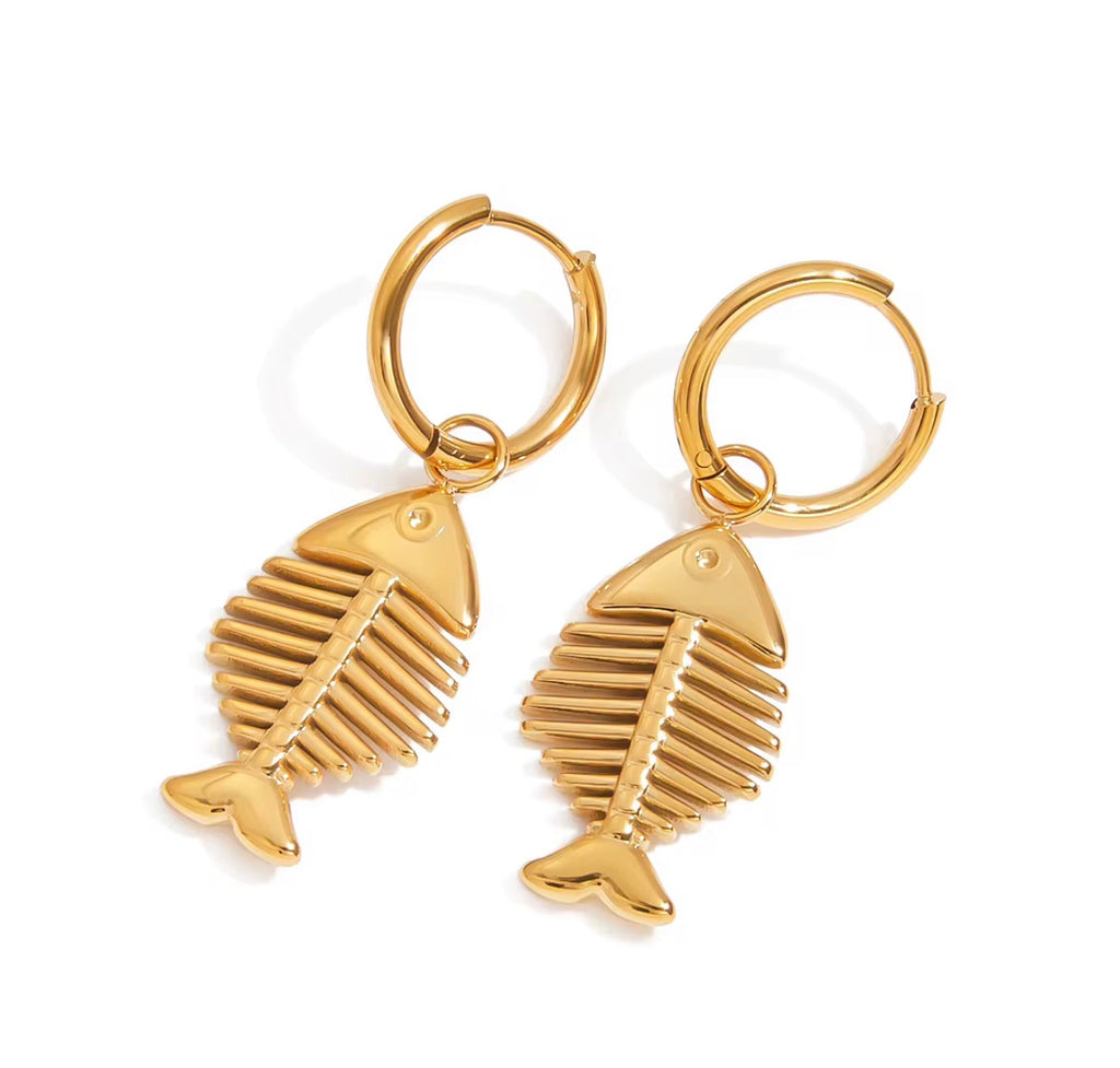 Gold Fish Bone Huggies