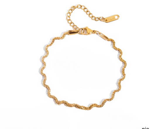 Wavy Gold Bracelet