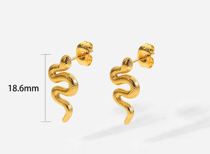 Medusa Studs