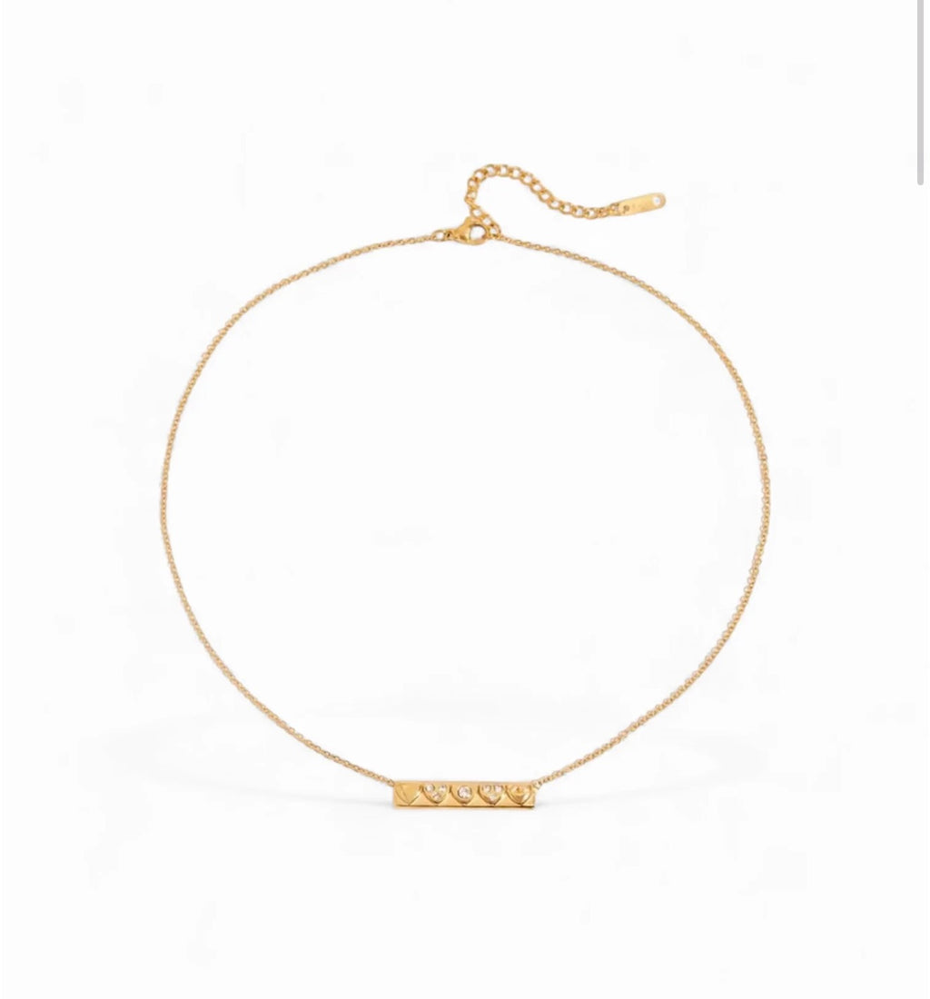 Heart Row Pendant Gold  Chain