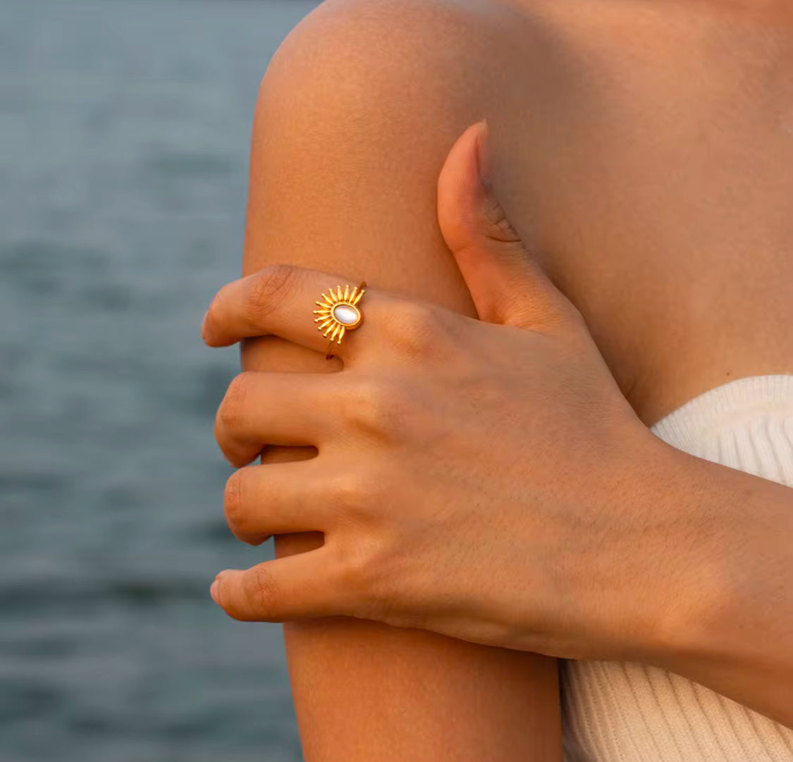 Arch Sunset Ring