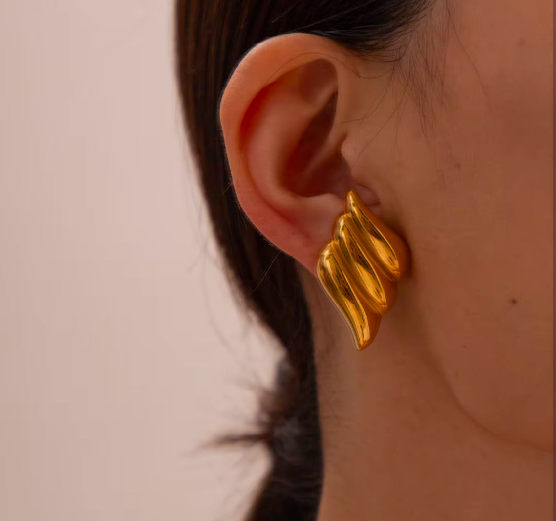 Gold Wing Studs