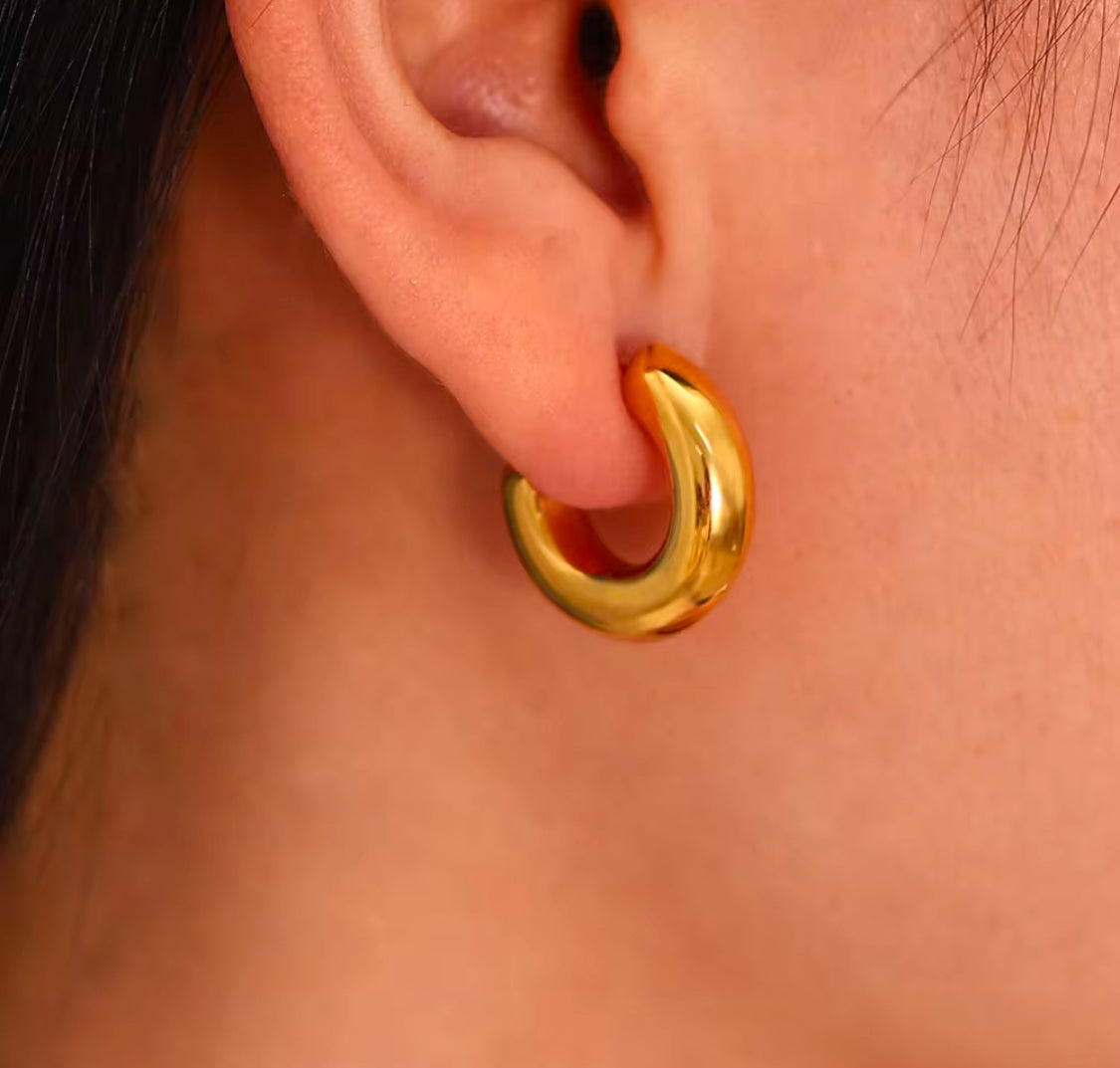 Macaroni Gold Hoops