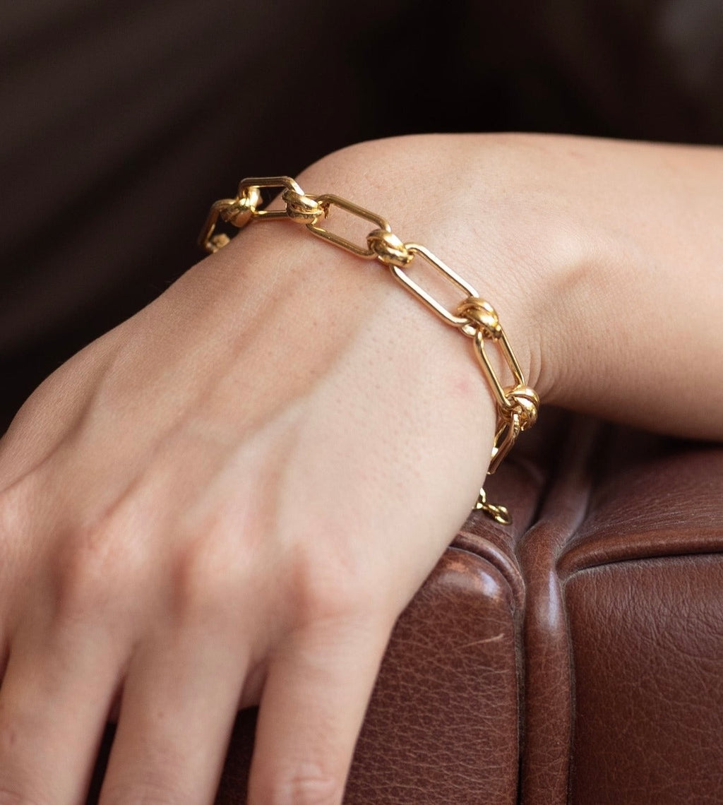 Gilded paperclip Bracelet