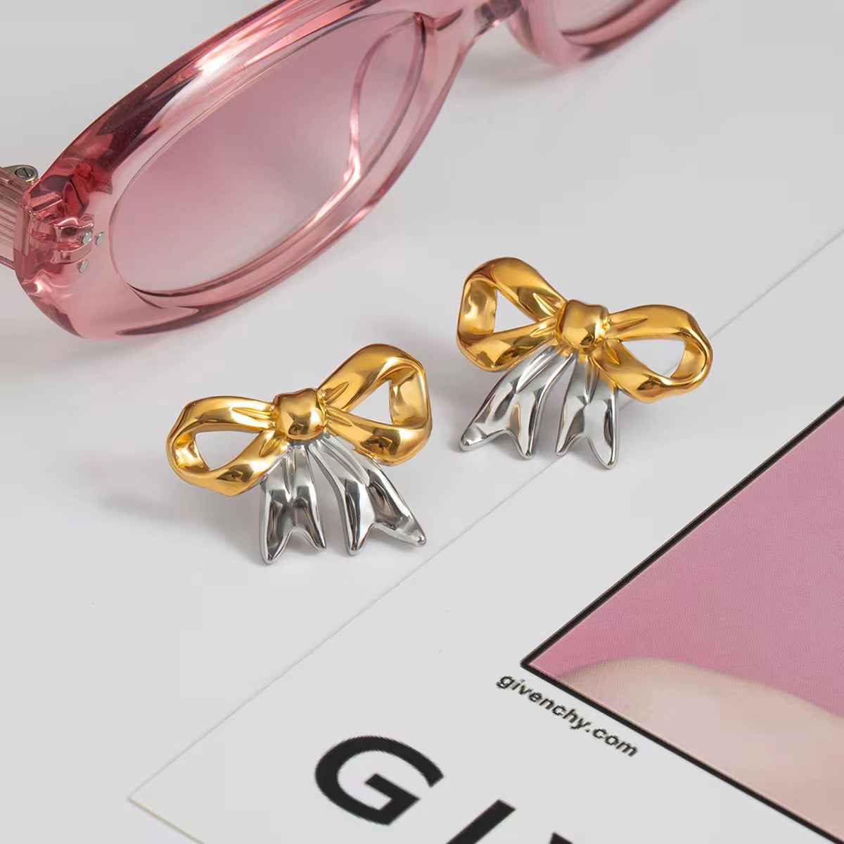 Two Tone Bows