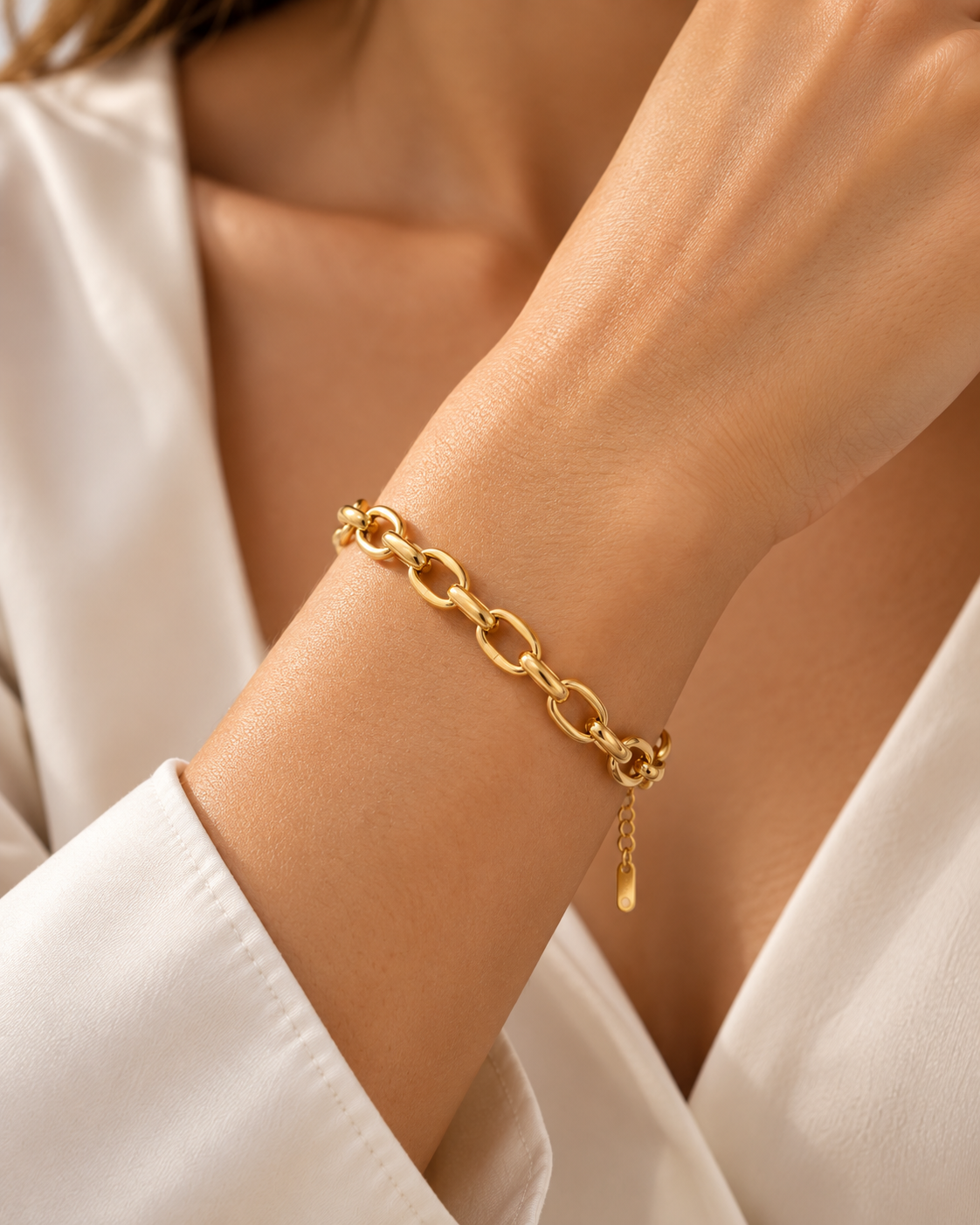 Flat Round Gold Bracelet