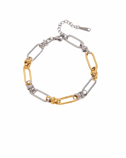 Gilded paperclip Bracelet