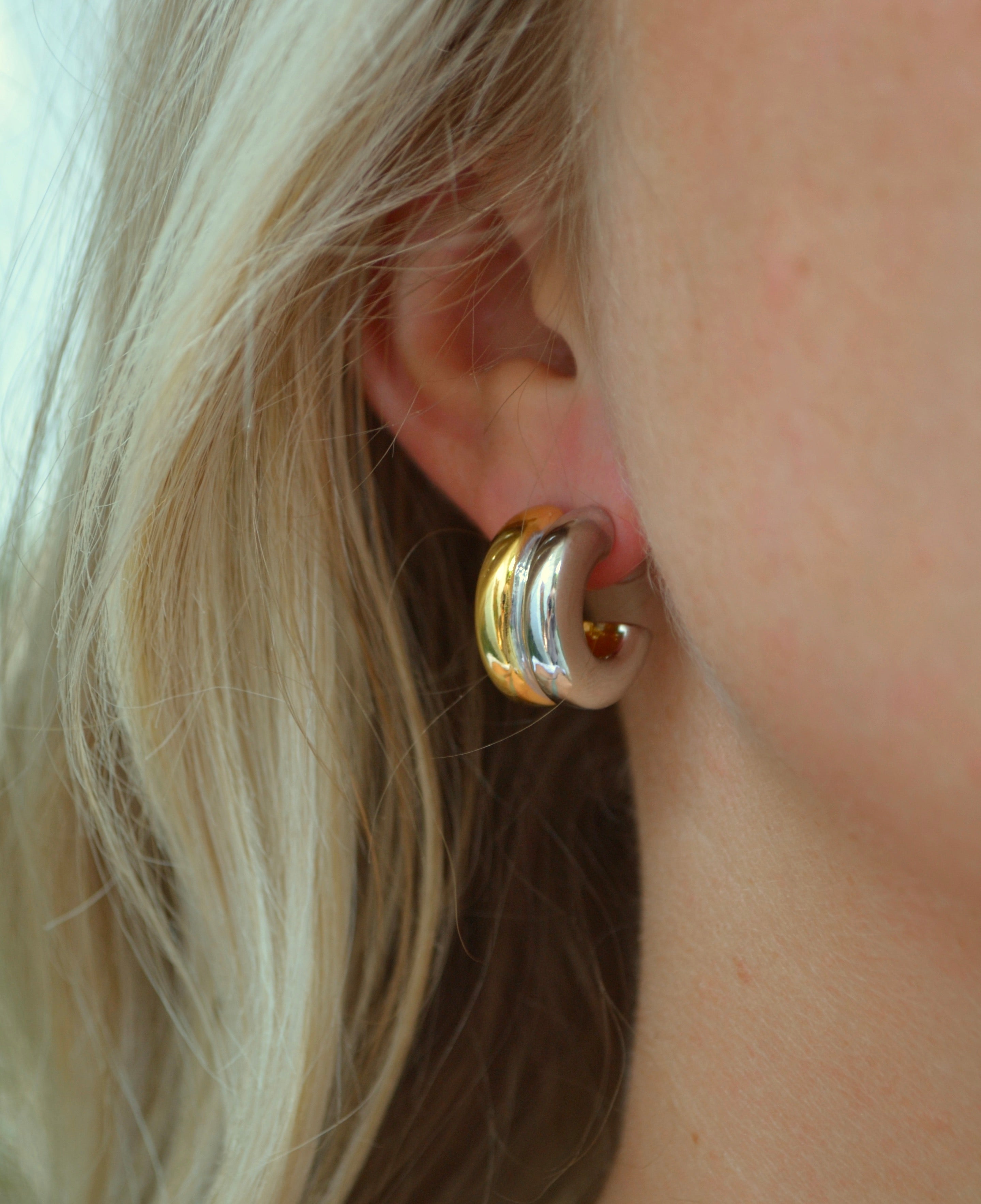 Mixed Metal Macaroni Hoops